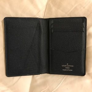 Authentic Louis Vuitton Multiple Wallet